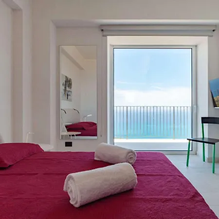 Maina Country Aparthotel